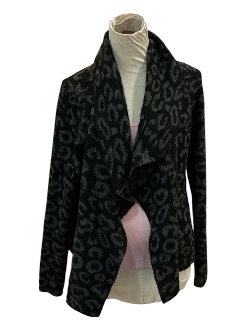 Ricki’s Black & Gray Animal Print Open Front Cardigan Blazer – Women’s Large - Picture 3 of 4